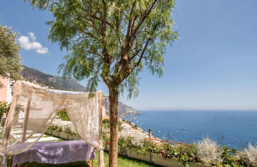 Chiesa Nuova Villa | 250 m² Villa ∙ 5 bedrooms ∙ 10 guests