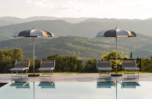Porrena Villa | 250 m² Villa ∙ 8 bedrooms ∙ 16 guests