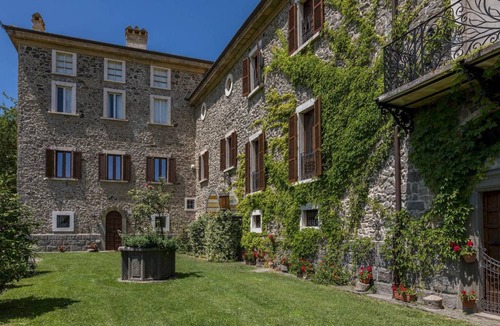 Orvieto Villa | 290 m² Villa ∙ 8 bedrooms ∙ 16 guests