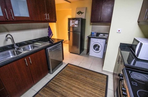Dubai Marina Apartment | 2br Beach front Sea View