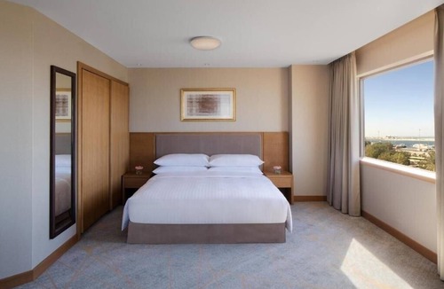 Deira Hotel | 3 Bedroom Apartment Near Gold Souk Metro BY E R