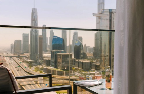 DIFC Apartment | 3 Bedroom Apartment w/Burj Khalifa View Downtown