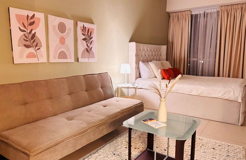Jumeirah Lake Towers Apartment | 3 mins to Metro, Cozy Studio With City Views