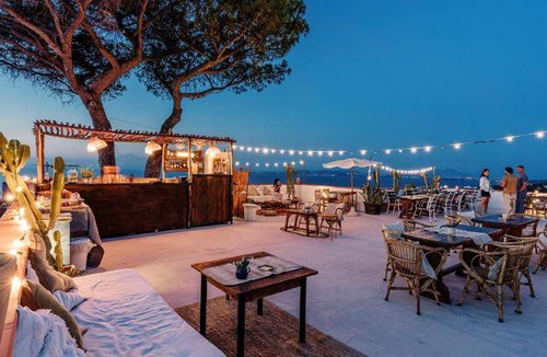 Casamicciola Terme Hotel | 30 m² Hotel ∙ 127 guests