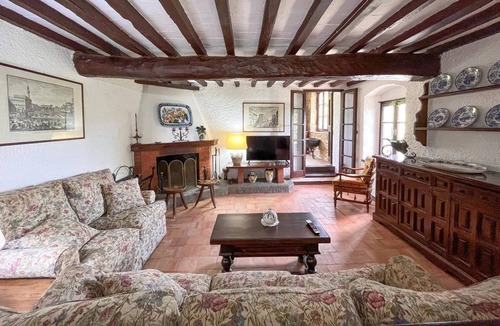 Loro Ciuffenna House | 300 m² House ∙ 3 bedrooms ∙ 7 guests