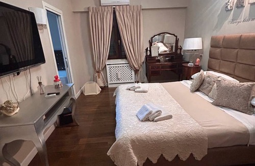 Zona XXV Vallerano Villa | 300 m² Villa ∙ 2 bedrooms ∙ 4 guests
