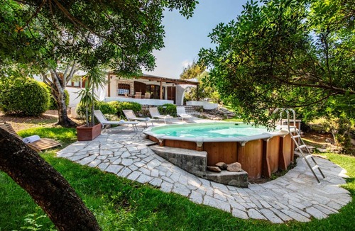 Palau Villa | 300 m² Villa ∙ 3 bedrooms ∙ 6 guests