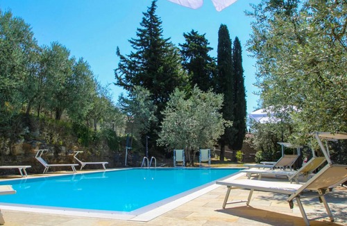 Loro Ciuffenna Villa | 300 m² Villa ∙ 6 bedrooms ∙ 12 guests