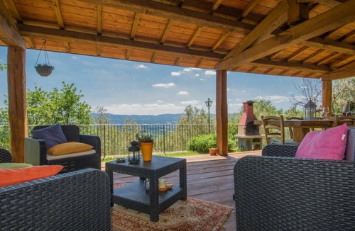 Loro Ciuffenna Villa | 300 m² Villa ∙ 6 bedrooms ∙ 12 guests