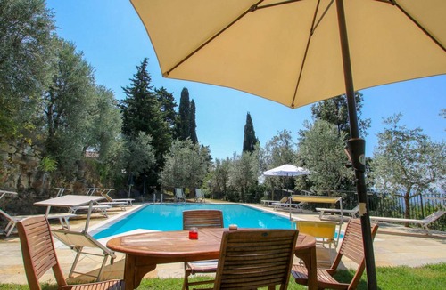 Loro Ciuffenna Villa | 300 m² Villa ∙ 6 bedrooms ∙ 12 guests