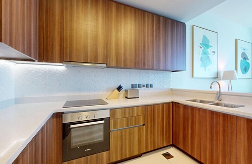 Dubai Media City Apartment | 3003 Avani Palm View - Bright Two Bedroom with Sea View