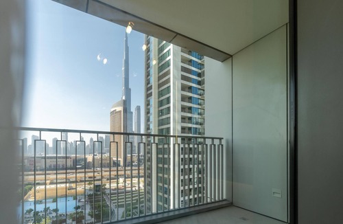 Za'abeel 2 Apartment | 313 Luxurious Apartment in Downtown with Burj Khalifa Views