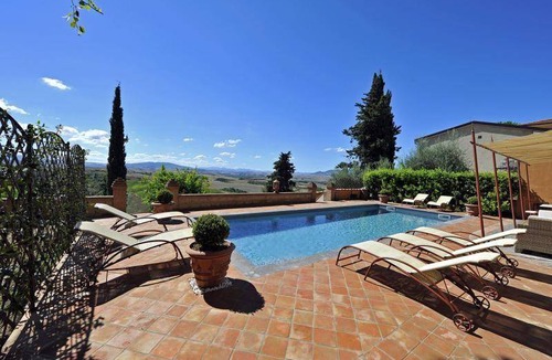 Fabbrica House | 320 m² House ∙ 5 bedrooms ∙ 13 guests