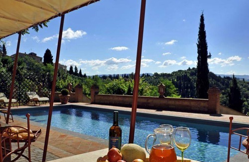 Fabbrica House | 320 m² House ∙ 5 bedrooms ∙ 13 guests