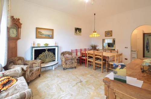 Vallerotonda House | 330 m² House ∙ 5 bedrooms ∙ 11 guests