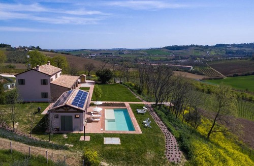 Longiano Villa | 350 m² Villa ∙ 4 bedrooms ∙ 8 guests