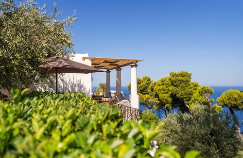 Anacapri Villa | 350 m² Villa ∙ 6 bedrooms ∙ 11 guests