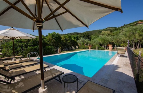 Castiglion Fiorentino Villa | 360 m² Villa ∙ 7 bedrooms ∙ 14 guests