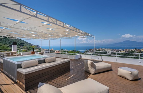 Vico Equense Villa | 370 m² Villa ∙ 4 bedrooms ∙ 10 guests