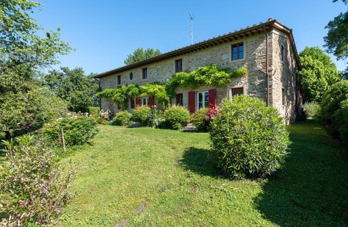 Vicchio Villa | 380 m² Villa ∙ 6 bedrooms ∙ 12 guests