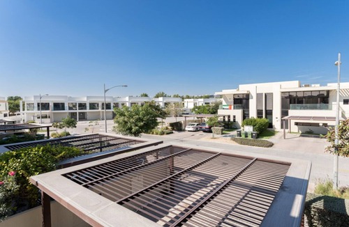 Dubai Villa | 3BR Villa in DAMAC Hills | Garden | Near Carrefour & Malibu Beach
