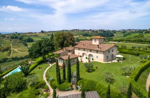 Tavarnelle Val di Pesa Villa | 400 m² Villa ∙ 6 bedrooms ∙ 12 guests