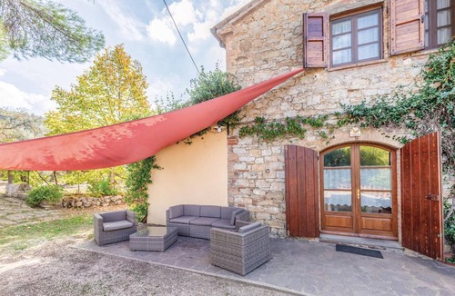 Magione House | 400 m² House ∙ 8 bedrooms ∙ 22 guests