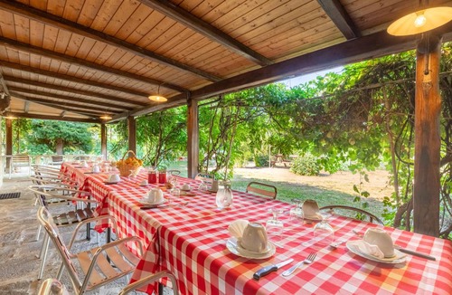 Pieve Santo Stefano House | 400 m² Maisonette ∙ 9 bedrooms ∙ 18 guests