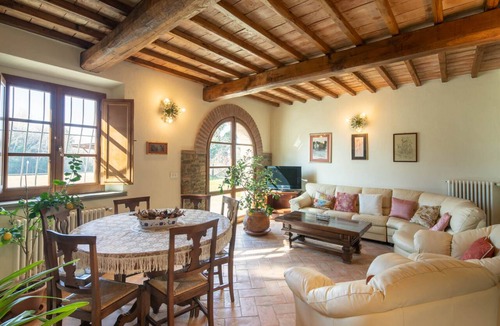 Grezzano Villa | 400 m² Villa ∙ 7 bedrooms ∙ 14 guests