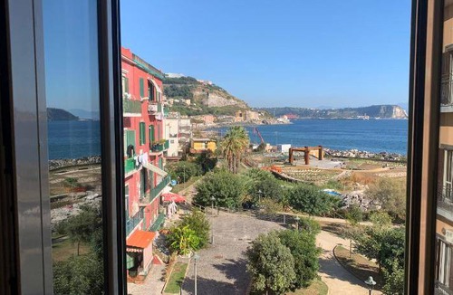 Pozzuoli Bed & Breakfast | 44 m² Bed and breakfast ∙ 4 guests