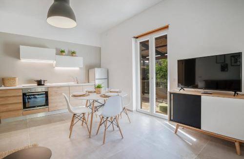 Meta Cabin | 45 m² Lodge ∙ 4 guests