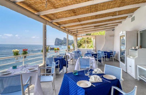 Marina del Cantone Apartment | 45 m² Serviced apartment ∙ 2 bedrooms ∙ 6 guests