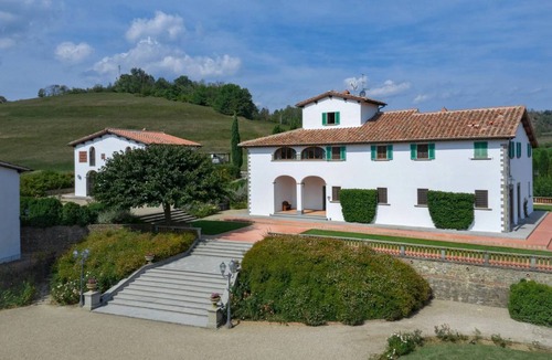 Pian di Sco Villa | 468 m² Villa ∙ 7 bedrooms ∙ 14 guests