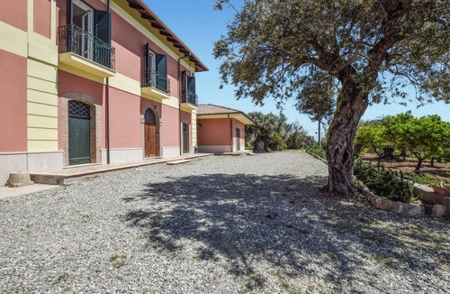 Bovalino Marina House | 5 bedroom nice home in Bovalino