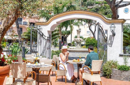 Lacco Ameno Hotel | 50 m² Hotel ∙ 127 guests