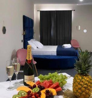 Varcaturo Hotel | 50 m² Hotel ∙ 2 guests