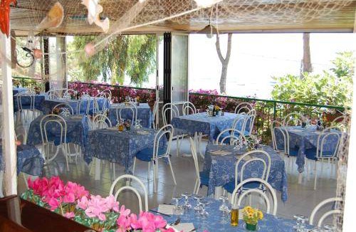 Marina del Cantone Resort | 50 m² Resort ∙ 2 bedrooms ∙ 4 guests