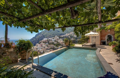Montepertuso Villa | 500 m² Villa ∙ 12 bedrooms ∙ 28 guests