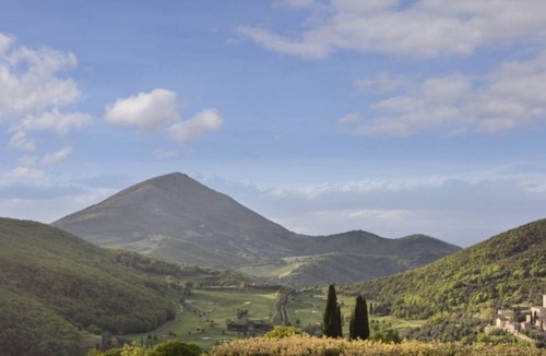 Collesanto Villa | 525 m² Villa ∙ 8 bedrooms ∙ 16 guests