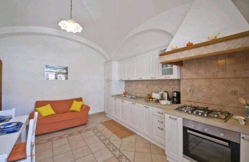Montepertuso House | 55 m² House ∙ 2 bedrooms ∙ 4 guests