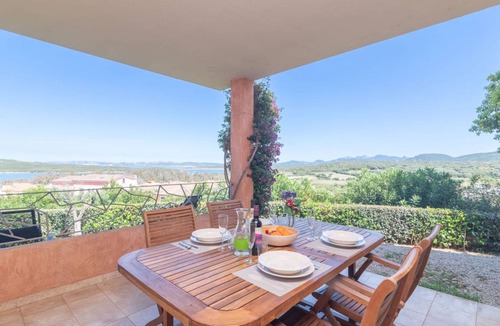 Porto Pozzo Apartment | 60 m² Apartment ∙ 2 bedrooms ∙ 4 guests