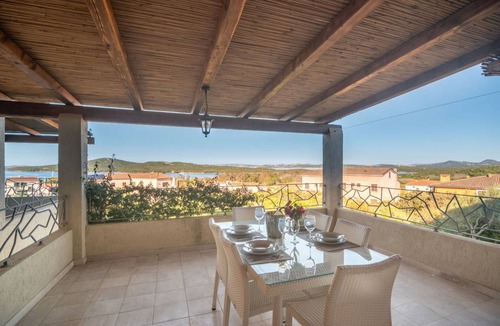 Porto Pozzo Apartment | 60 m² Apartment ∙ 2 bedrooms ∙ 4 guests