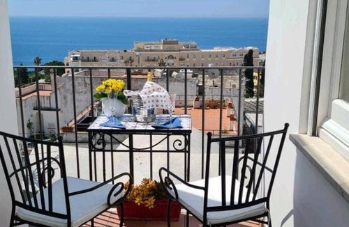 Capri House | 65 m² House ∙ 2 bedrooms ∙ 6 guests