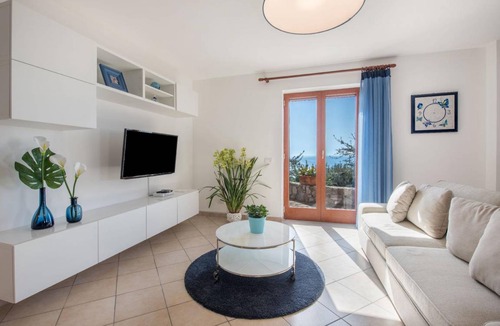 Sirenuse House | 680 m² House ∙ 4 bedrooms ∙ 8 guests