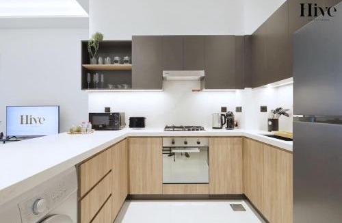 Jebel Ali Apartment | 7 By Aurora 101