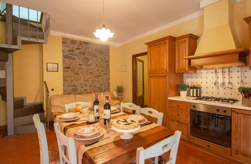 San Giovanni Valdarno Villa | 70 m² Villa ∙ 1 bedroom ∙ 6 guests