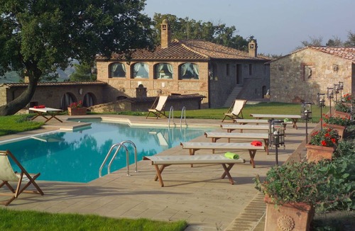 Monticchiello Villa | 700 m² Villa ∙ 7 bedrooms ∙ 14 guests