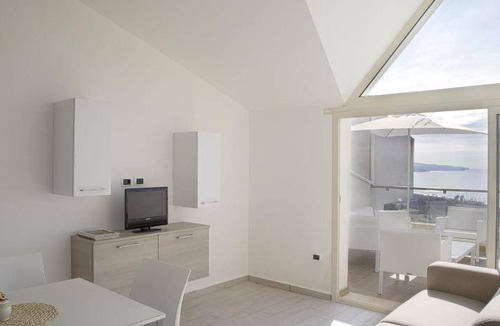 Marina di Zambrone Apartment | 75 m² Apartment ∙ 4 bedrooms ∙ 10 guests