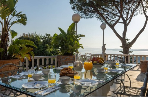 Ischia Porto Villa | 750 m² Villa ∙ 6 bedrooms ∙ 12 guests