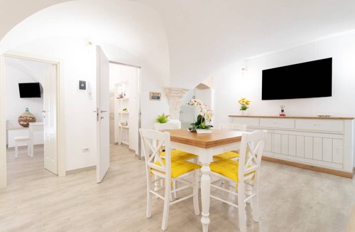 Old Town Cisternino Apartment | 80 m² Apartment ∙ 2 bedrooms ∙ 4 guests